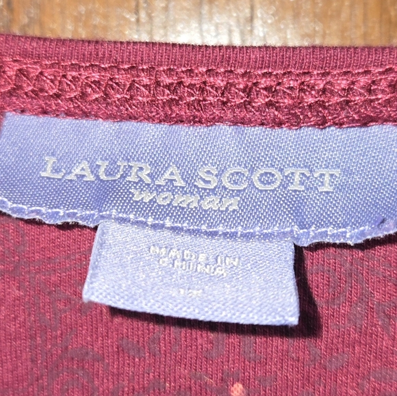 Laura Scott 3/4 Sleeve Bead Embellished Butterfly Wine Colored Top, sz 1X - Picture 2 of 3